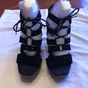 J/SLIDES BLACK SUEDE TIE UP PLATFORM SANDALS